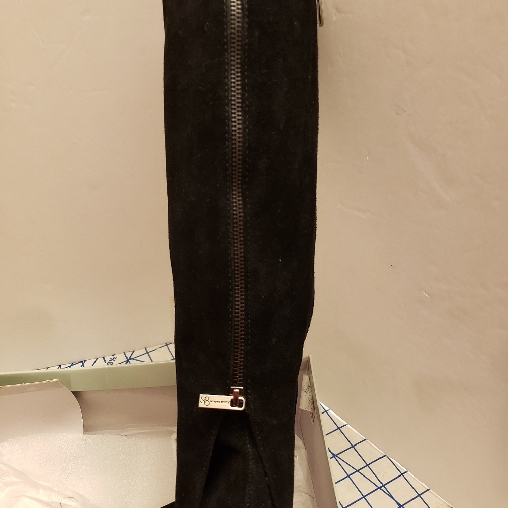 Black suede knee high boots - Picture 4 of 10